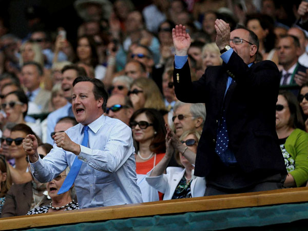 British Prime Minister David Cameron cheers for Murray