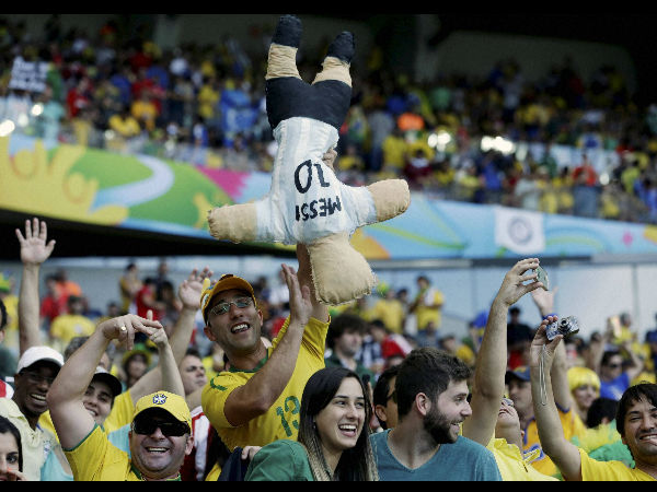 Messi effigy