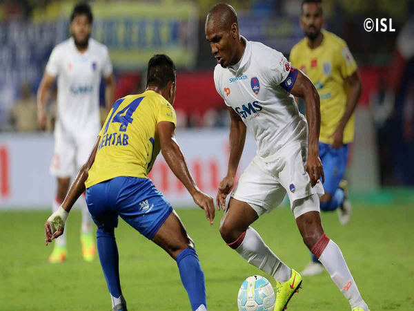Florent Malouda (right)