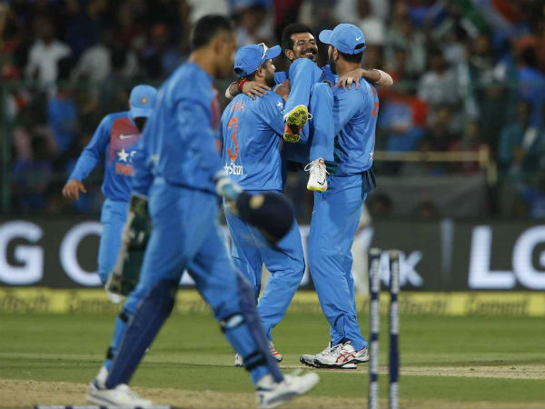 Yuvraj lifts Chahal in his arms