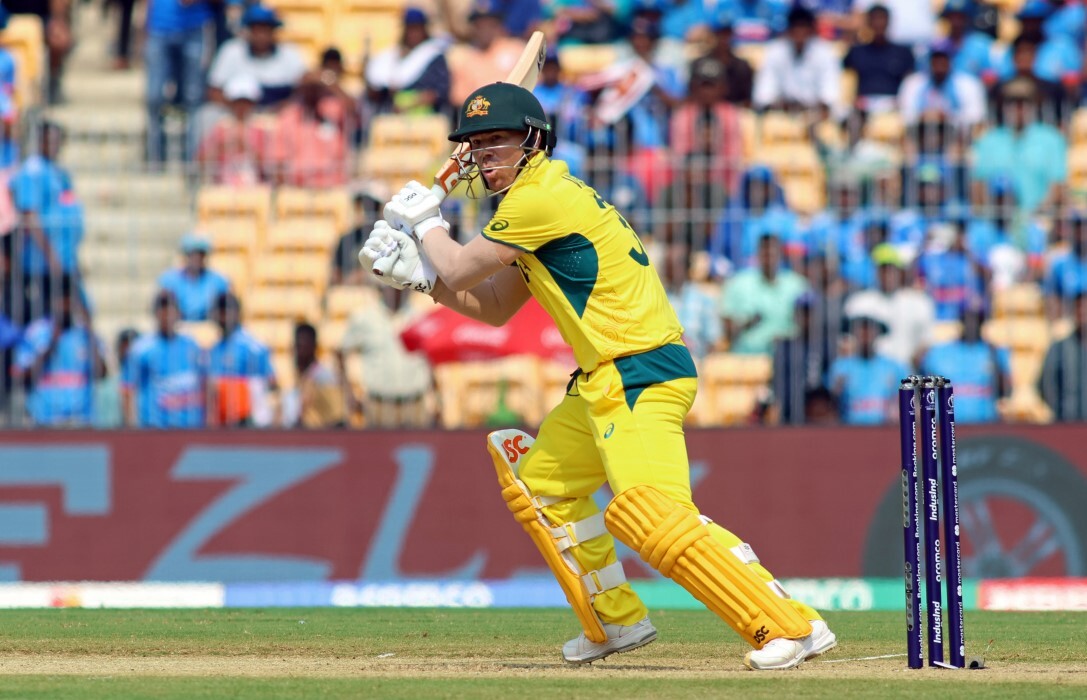ind-vs-aus-photos-icc-world-cup-2023-match-5-australia-score-199-in