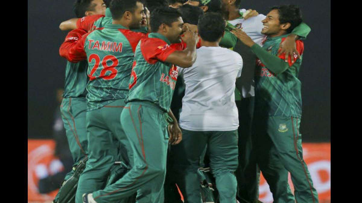 Pakistan's Aaqib Javed refuses to be Bangladesh bowling coach myKhel