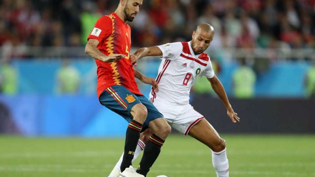 Casemiro Busquets is world's best in my position myKhel