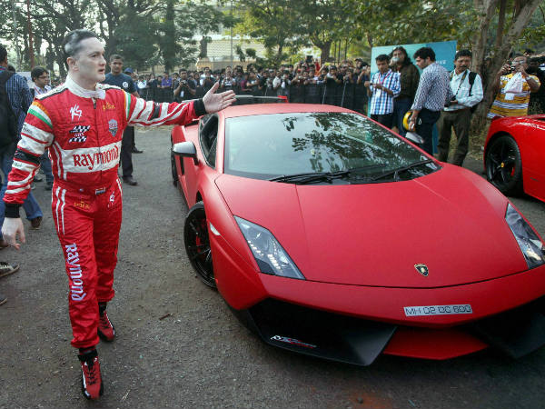 gautam singhania Gautam singhania (indian, businessperson) was born on 09-09-1965 get more info like birth place, age, birth sign, biography, family, relation & latest news etc. gautam singhania Gautam singhania (indian, businessperson) was born on 09-09-1965 get more info like birth place, age, birth sign, biography, family, relation & latest news etc.