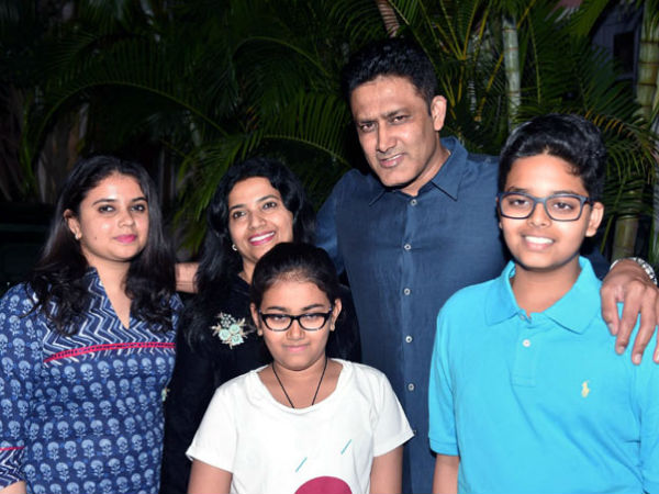 Anil Kumble with his family