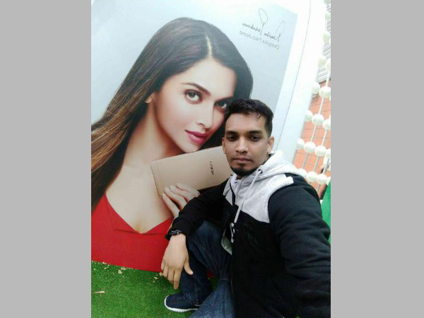6. A fan take selfie with OPPO F3.