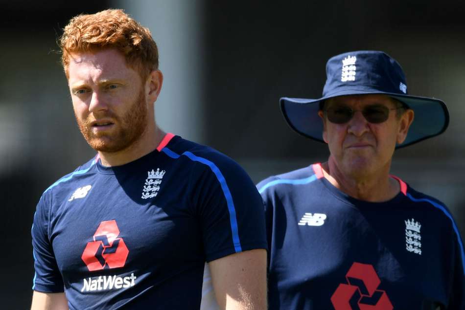 Trevor Bayliss Jonny Bairstow Cameron Bancroft Headbutt