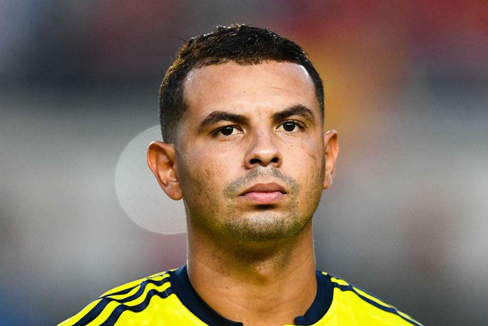 Jose Pekerman Condemns Edwin Cardona Offensive Eye Gesture Colombia South Korea