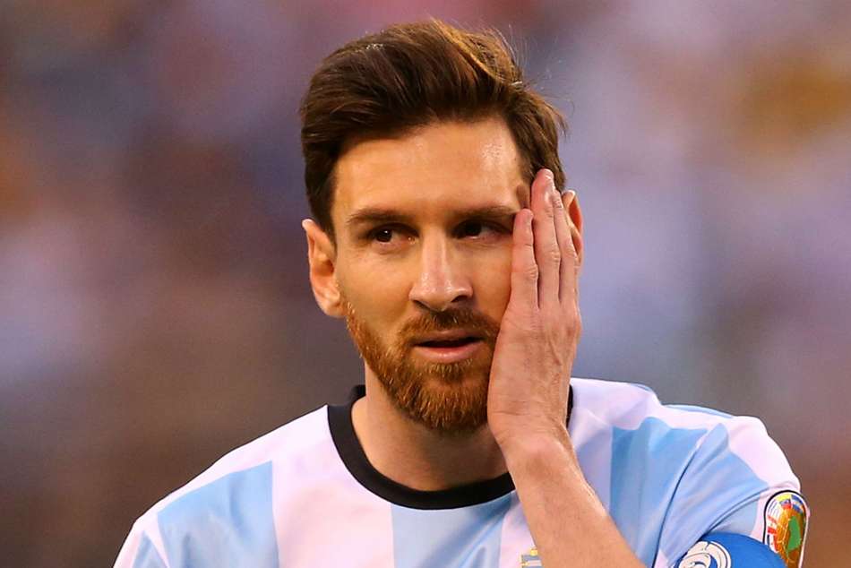 Lionel Messi Embarrassed Return From Argentina Retirement
