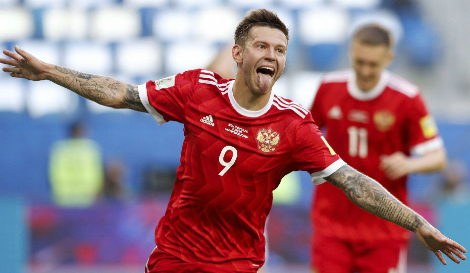 West Ham United target star Russian striker Smolov - myKhel