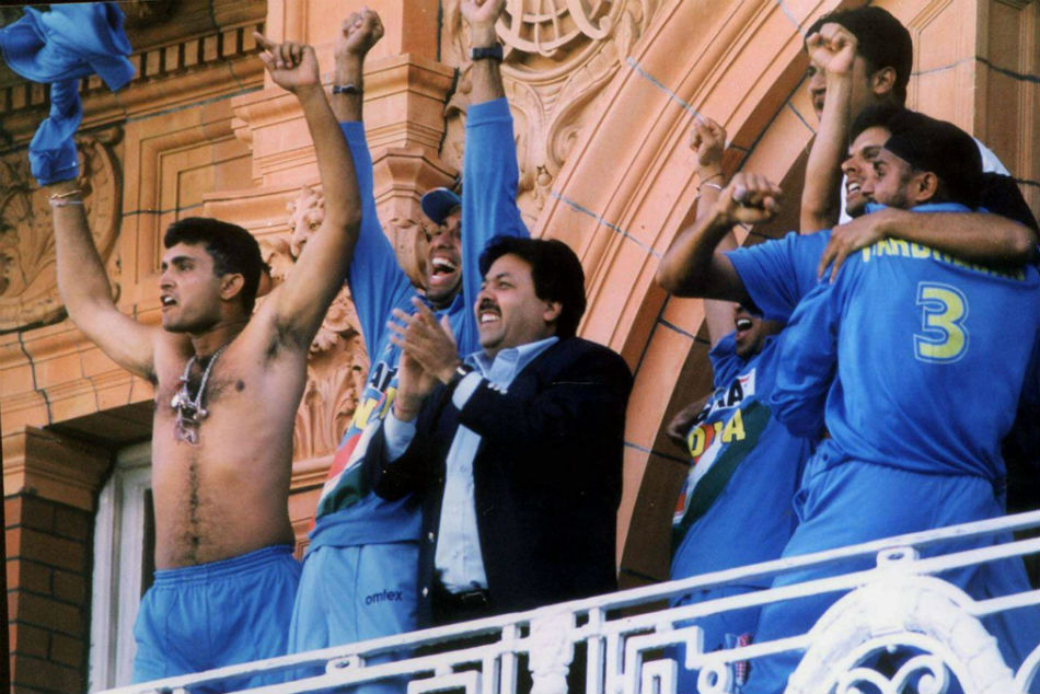 saurav ganguly, saurav ganguly controversy, saurav ganguly in marathi, indian cricketer, greg chappell, saurav ganguly wiki, saurav ganguly info, cricket, saurav ganguly angry, dada, सौरव गांगुली, सौरव गांगुलीची दादागिरी, सौरव गांगुली माहिती, सौरव गांगुलीचे किस्से