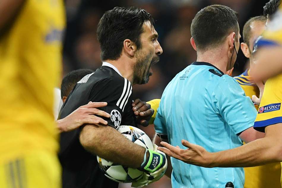 Zidane Maybe This Wasnt Buffons Last Champions League Match