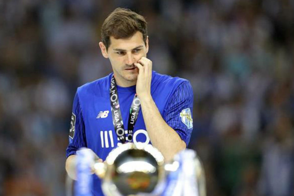 Casillas Hits At Real Over Refusal Pasillo Barcelona