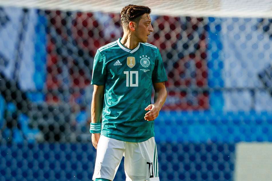 Mesut Ozil Agent Uli Hoeness Arsenal Germany Bayern Munich