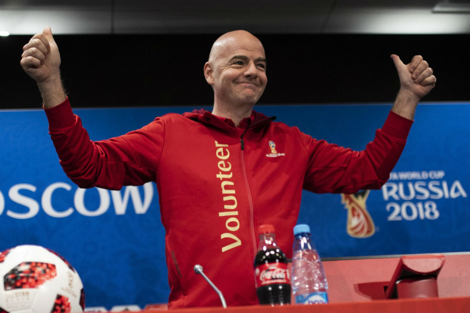 Fifa Cracks The Whip On Four Clubs Non Payment Players