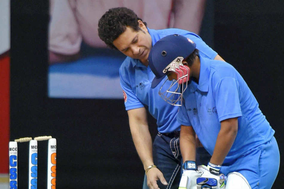 age should not be a criteria for selection sachin tendulkar mykhel
