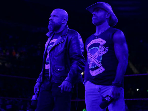 DX and Brothers of Destruction inch closer to battle