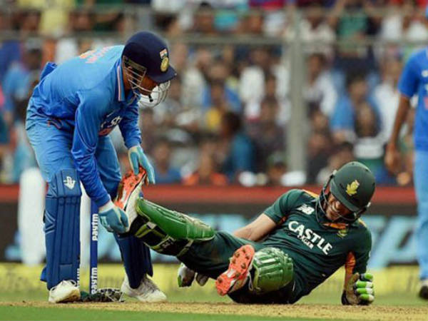 5. Dhoni the physio