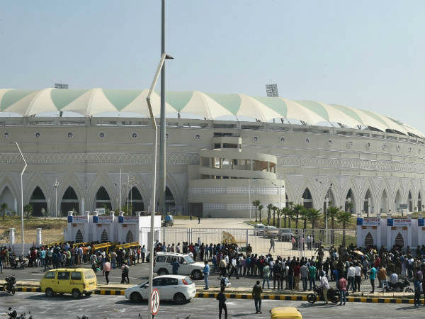 2. VENUE/CONDITIONS