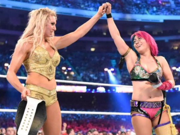 Charlotte Flair ends Asuka’s streak