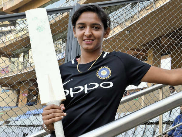 3. Kapil bats for Harmanpreet, Mithali