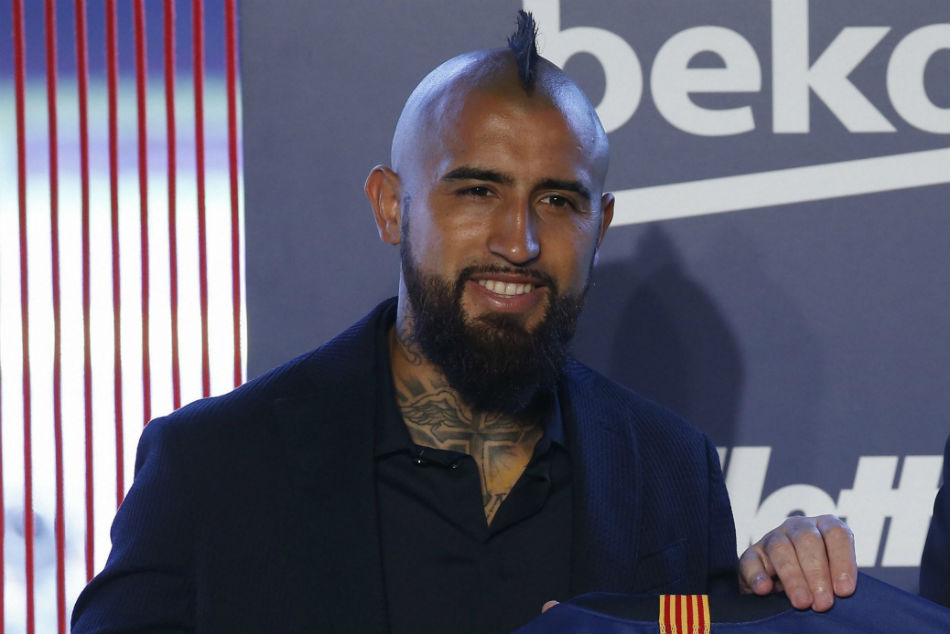 Barcelona Midfielder Vidal S Four Italian Properties Seized