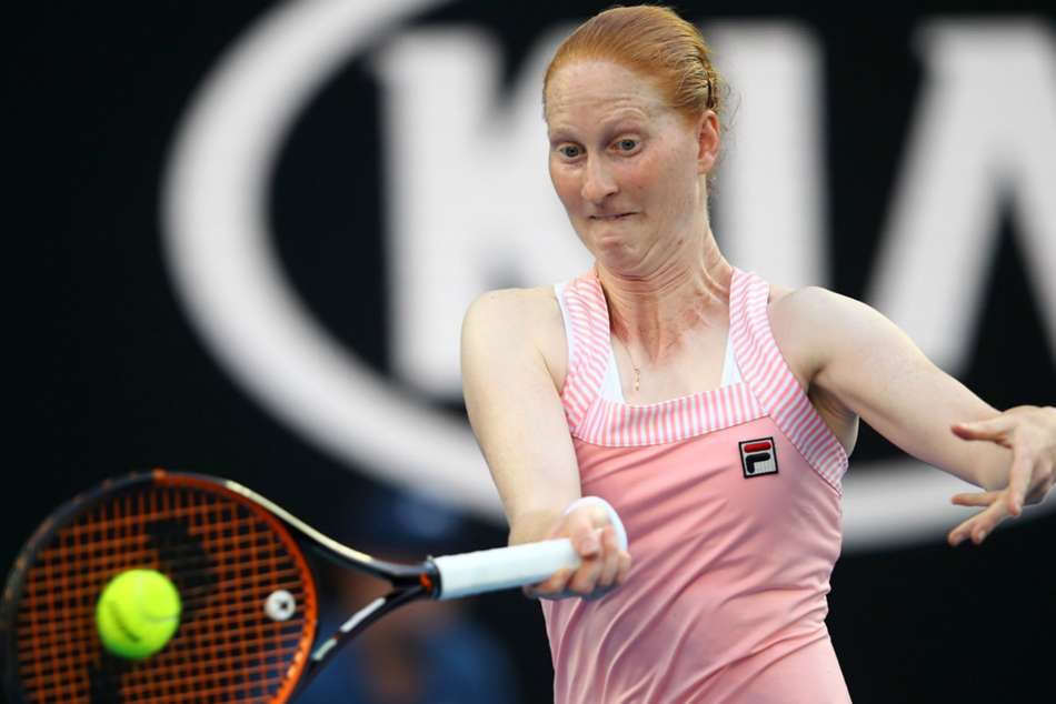 Van Uytvanck battles into Budapest final myKhel