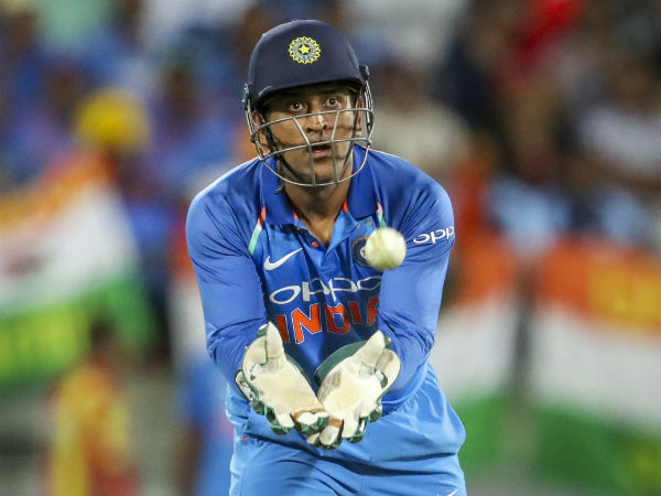 6. MS Dhoni - 8/10
