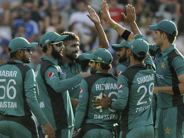 2. Pakistan remain on top