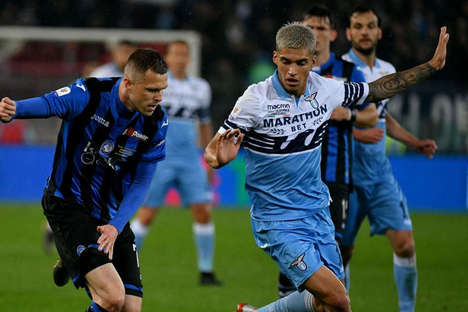 Carlos joaquín correa is an argentine professional footballer who plays as a forward for serie a club inter milan, on loan from lazio. J Correa Lazio - Atalanta 0 Lazio 2: Milinkovic-Savic and Correa strike ...
