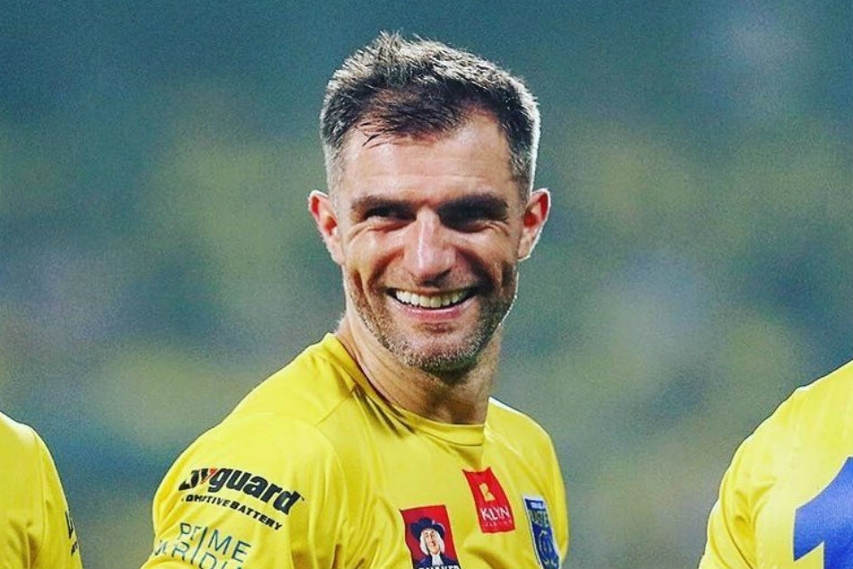 Former Kerala Blasters captain Aaron Hughes calls it a day myKhel