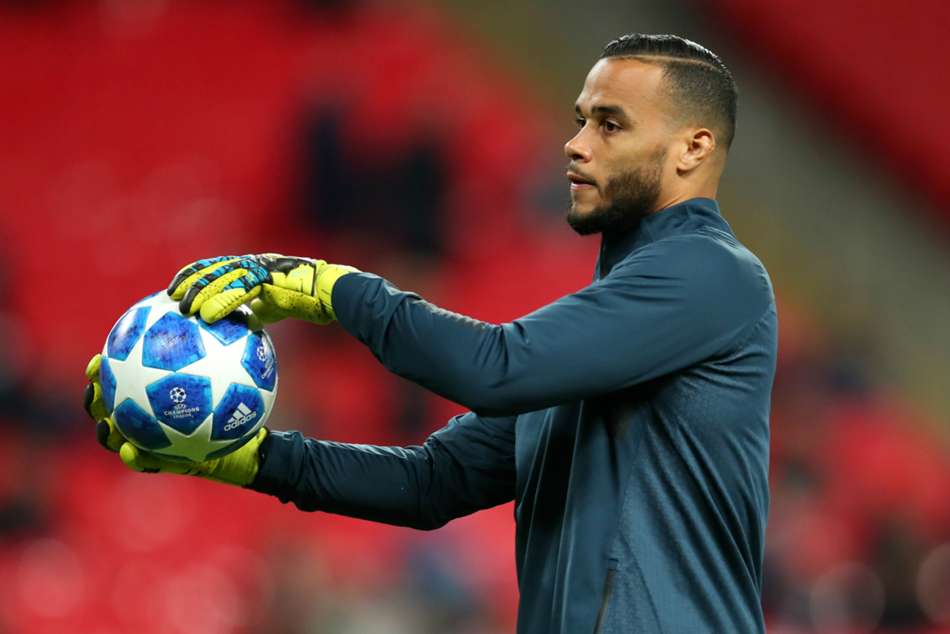 Tottenham Hotspur confirm Michel Vorm departure - myKhel