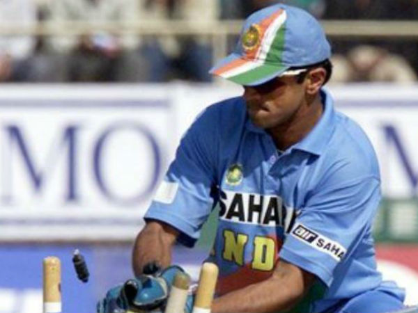 How Dravid started wicketkeeping for India
