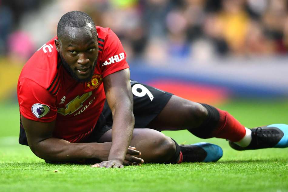 Lukaku Slams Man United Lack Of Protection Pogba Sanchez Scapegoats