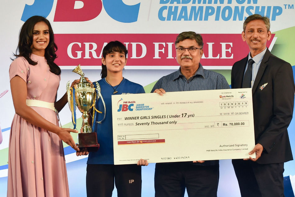 Sindhu felicitates winners of PNB MetLife JBC