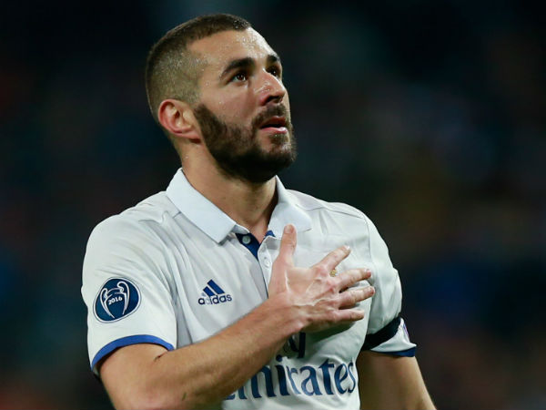 Benzema stars