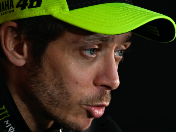 Rossi crashes