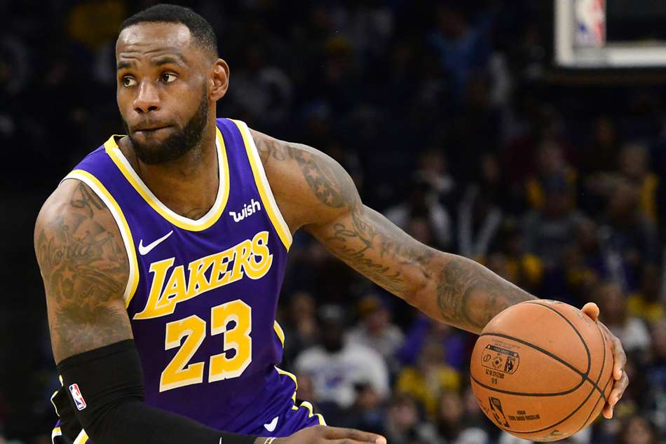lebron james cropped pants
