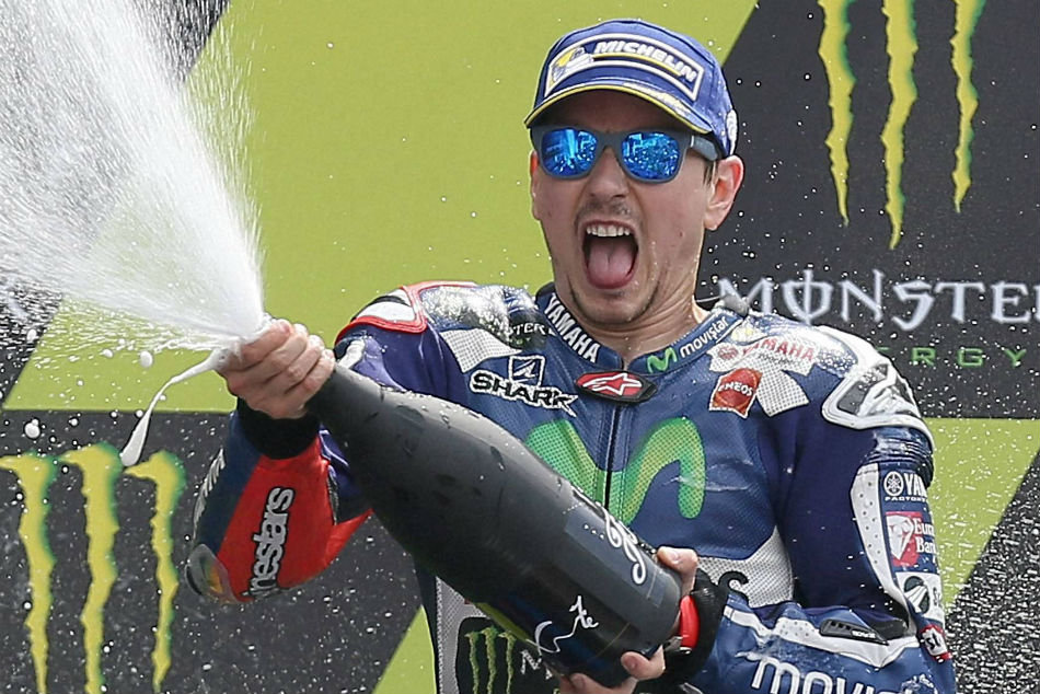 Jorge Lorenzo returns to MotoGP as Yamaha test rider - myKhel