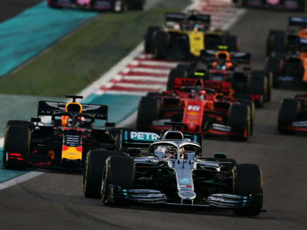 AUTO RACING