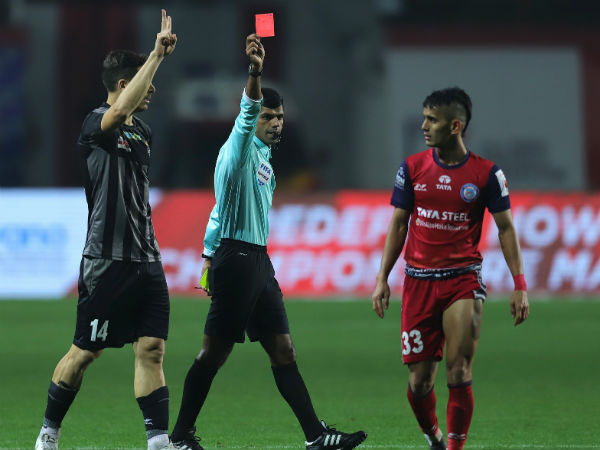 Jitendra sees red