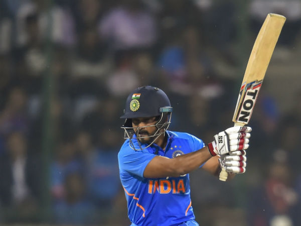 7. Kedar Jadhav - 3/10