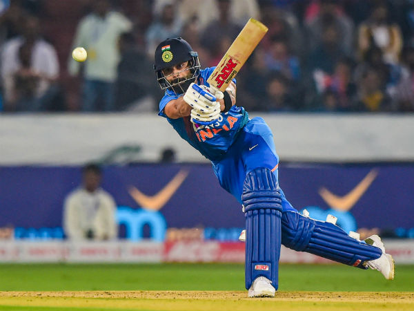 3. Virat Kohli - 4/10