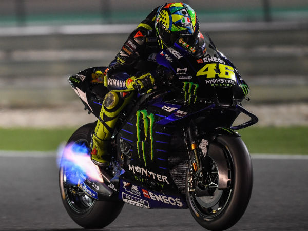 Rossi lights up desert