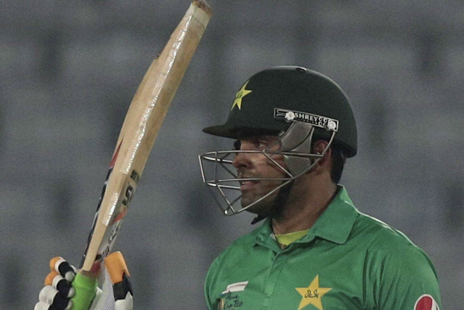 Umar Akmal Faces Sanctions For Misbehaving During Fitness Test Report