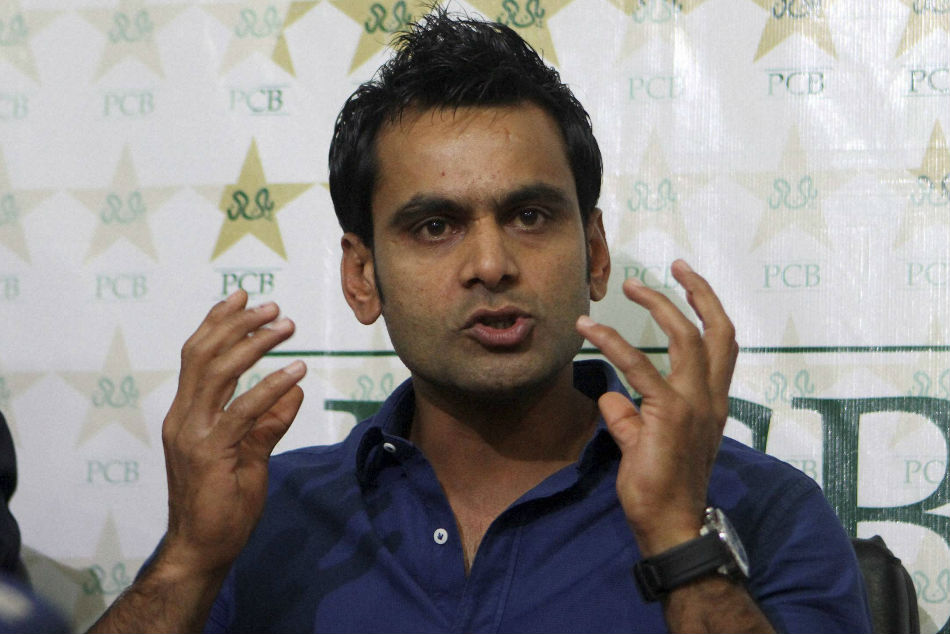 Mohammad Hafeez Takes A Dig At Tainted Sharjeel Khan Comeback