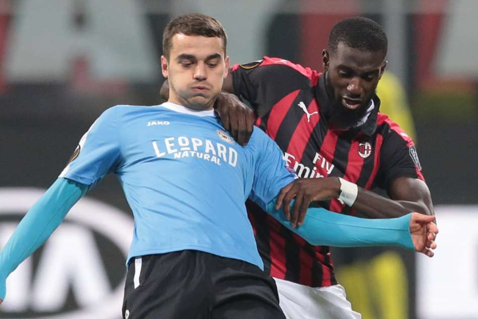 Norwich Secure Deal Dudelange Winger Danel Sinani