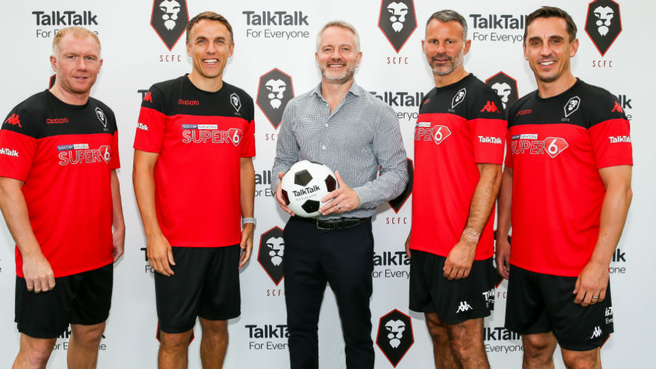 salford city goalkeeper kit