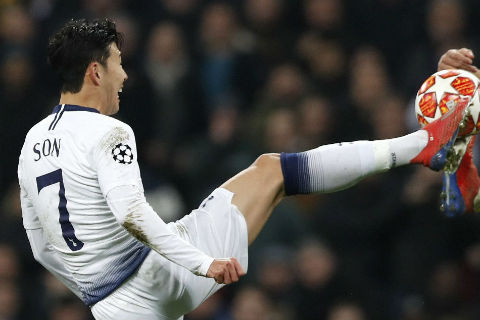 Tottenham Pair Son Heung Min And Hugo Lloris Clash On The Pitch