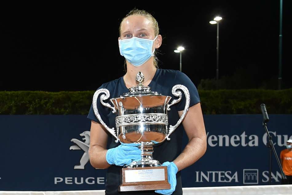 Ferro springs shock in Palermo, wins WTA's first ...